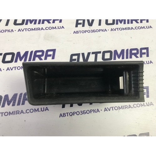 Попільничка VW Passat B6 2005-2010 3C0863077